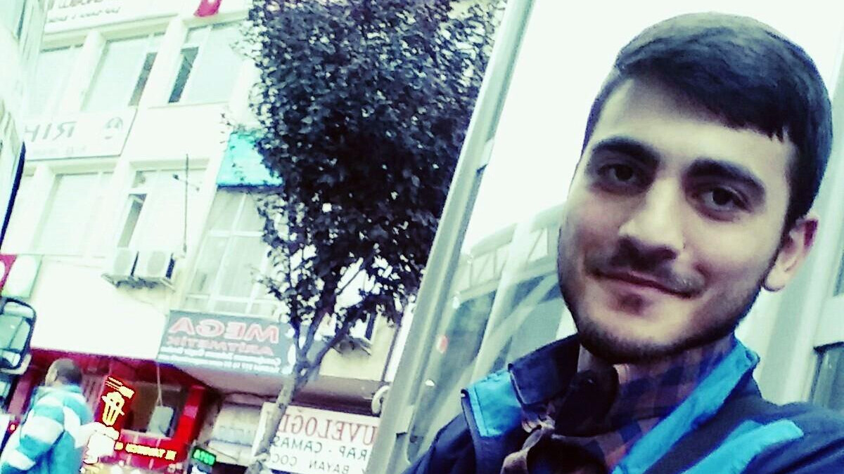 Gümüşhane’de görev yaptığı köyde önce elektrik akımına kapıldı sonra trafik kazası geçirdi