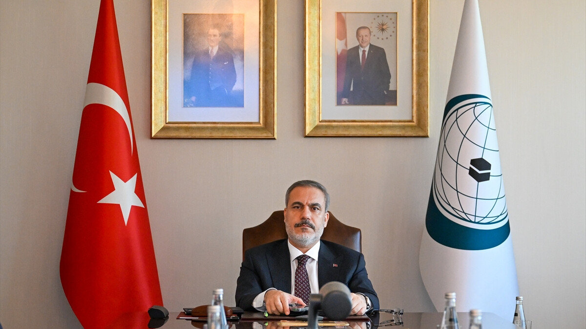 Hakan Fidan, Kur’an-ı Kerim’e yönelik saldırılara ilişkin İİT Konseyi’nde konuştu