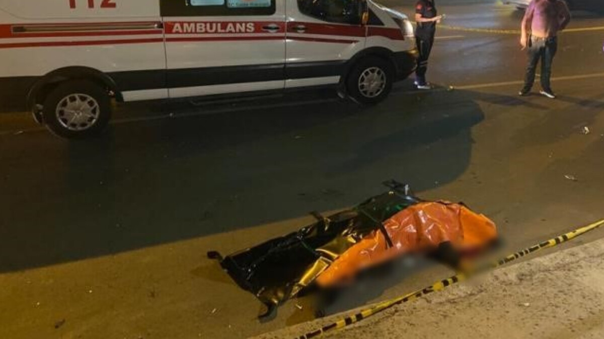 İstanbul Kadıköy’de makas atan otomobil sürücüsü motosikletliyi hayattan kopardı