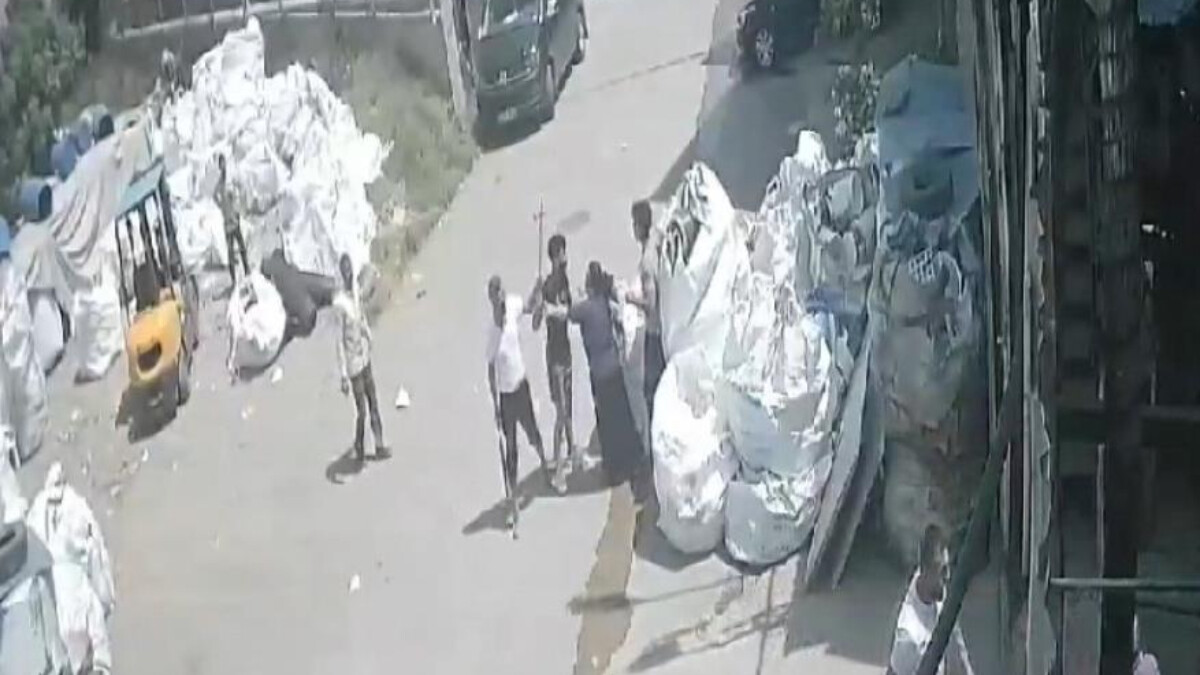 İstanbul’da magandalar hız uyarısı yapan esnafın dükkanını bastı