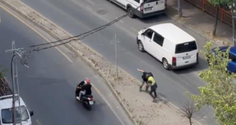 İstanbul’da trafikte tekmeli yumruklu kavga