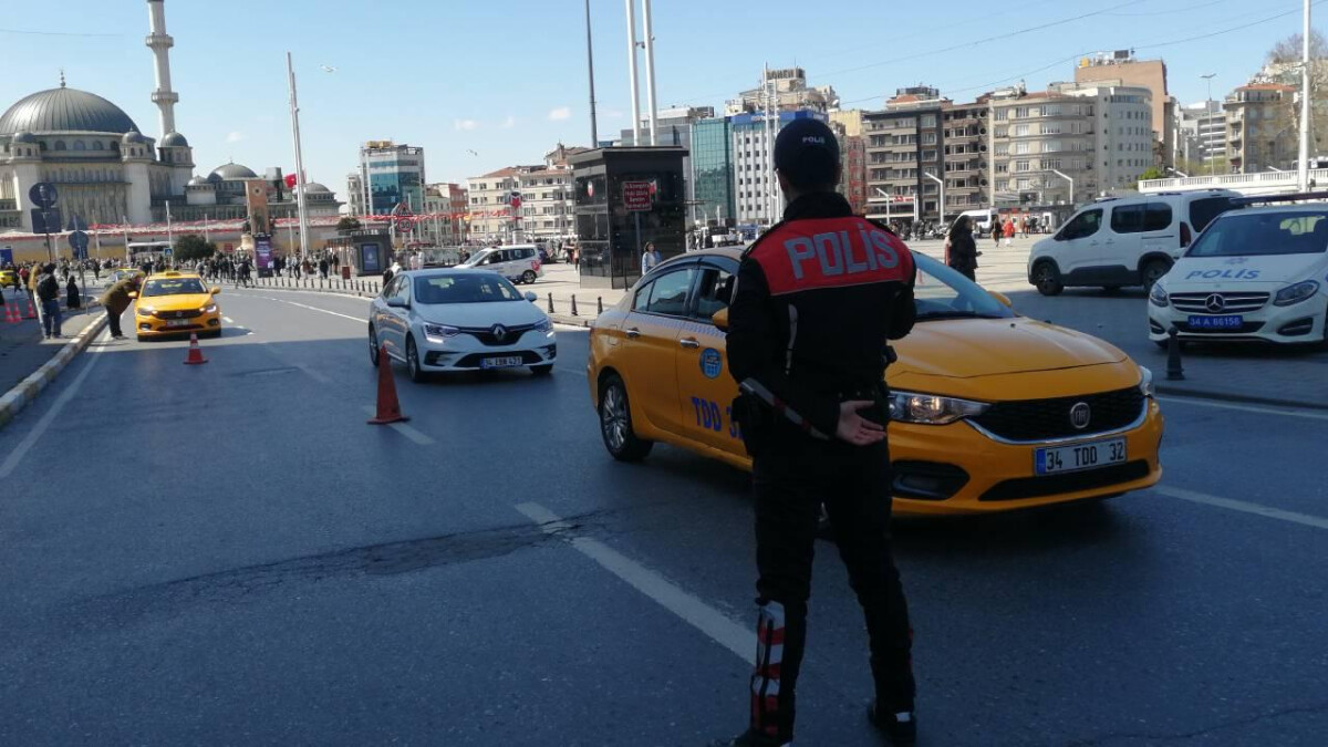 İstanbul’da yapılan asayiş uygulamasında 481 şüpheli yakalandı