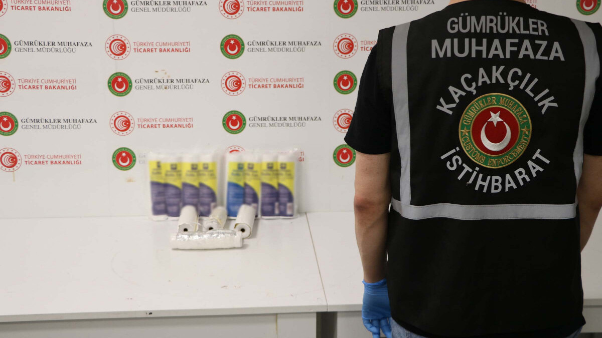 İstanbul’da yazar kasa kağıdının içinden kokain çıktı