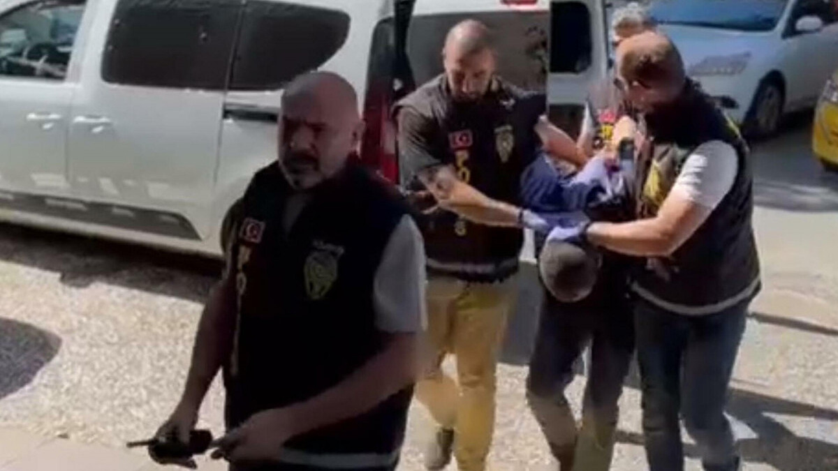 İzmir’de mahalle bekçisini öldüren komşu tutuklandı