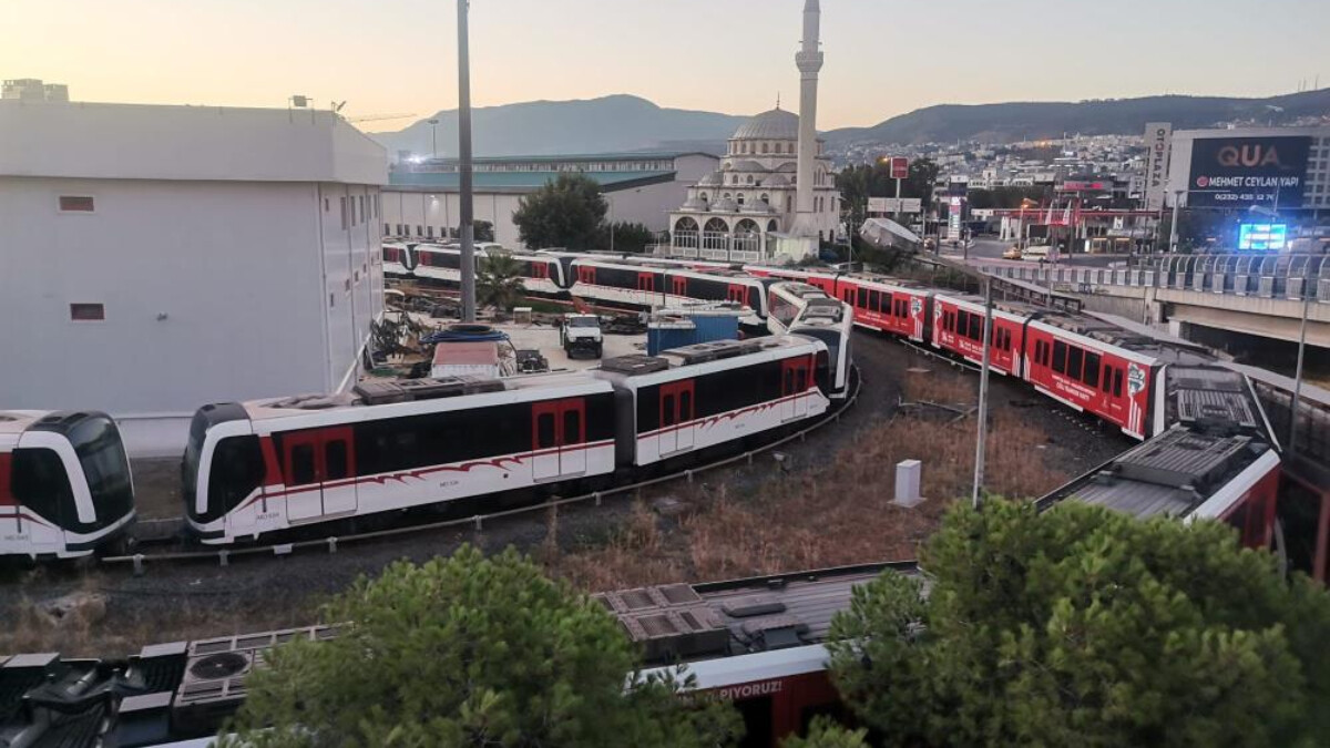 İzmir’de metro ve tramvay işçileri greve gitti: ‘Emekçinin emeğinin karşılığını verin’