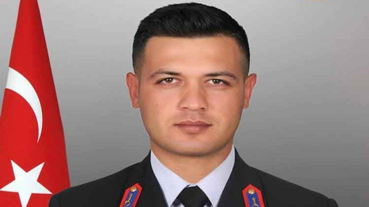 Kahramanmaraş’a şehit ateşi düştü! Baba ocağı Türk bayraklarıyla donatıldı…