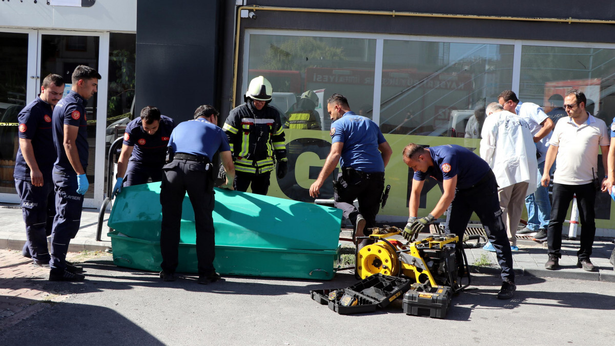 Kayseri’de eğlence mekanında çalışan kadın 7’nci kattan düştü