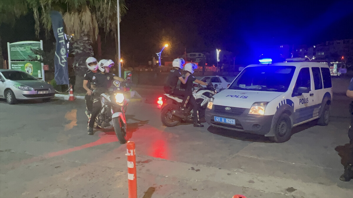 Kocaeli’de asker eğlencesinde kan aktı