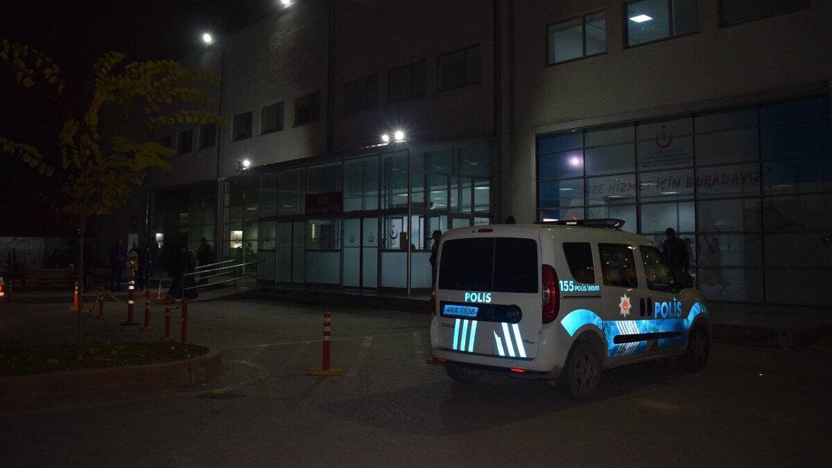 Malatya’da traktör ile otomobil çarpıştı: 4 yaralı