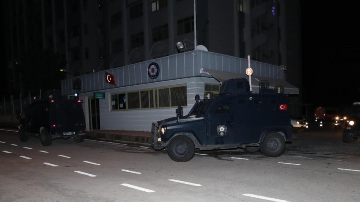 Mersin’de suç örgütüne operasyon! 19 kişi yakalandı