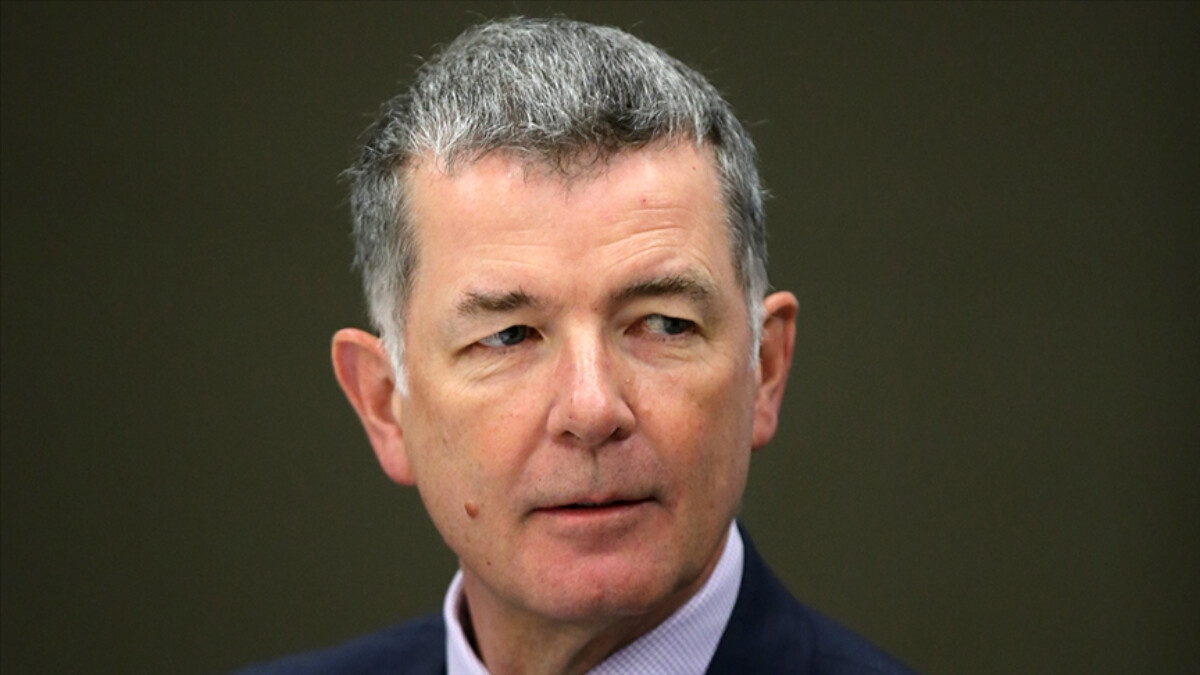 MI6 Başkanı Moore: Savaş karşıtı Rusları, bizimle çalışmaya çağırıyorum