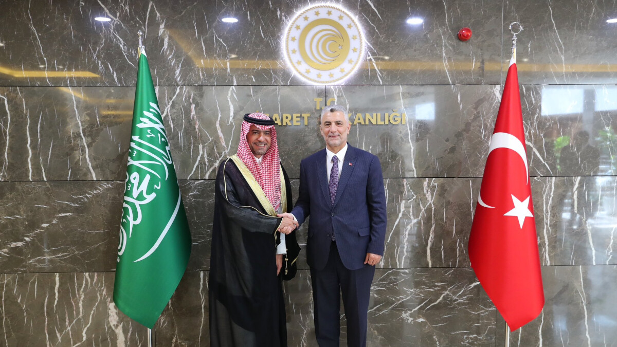 Ömer Bolat Suudi Arabistan’dan gelen heyeti ağırladı: İlişkilerimize yönelik adımları değerlendirdik