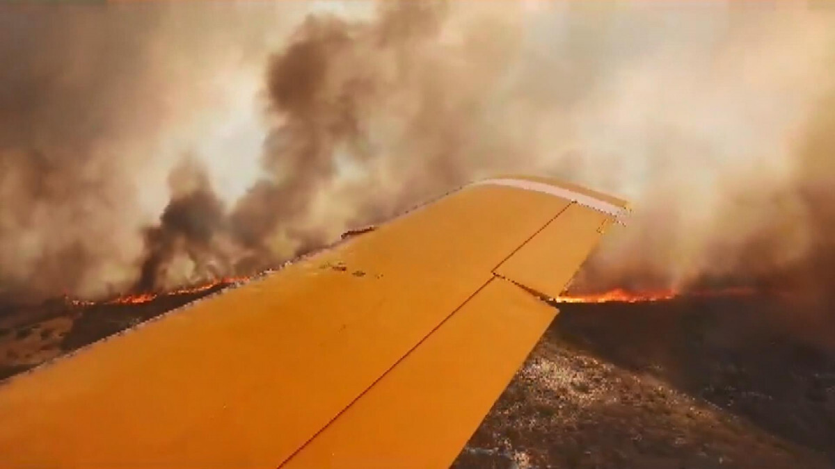 Rodos’taki orman yangınlarına Türk uçakları da müdahale ediyor
