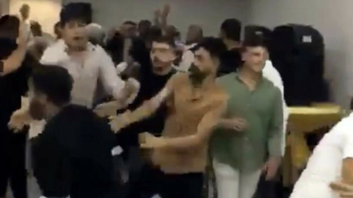 Sakarya’da düğünde şarkı kavgası çıktı: Taraflar birbirlerine girdi