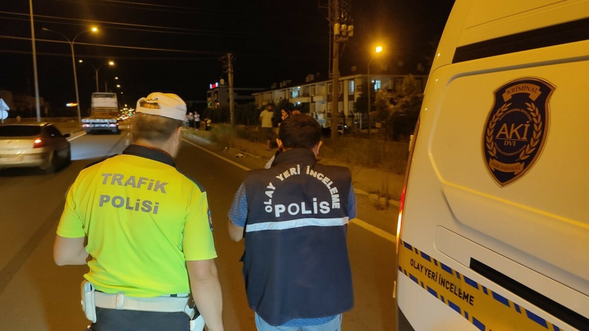 Sakarya’da otomobilin altında kalan genç kurtarılamadı