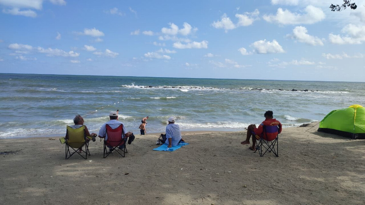 Sakarya’da rüzgar sebebiyle denize girmek yasaklandı