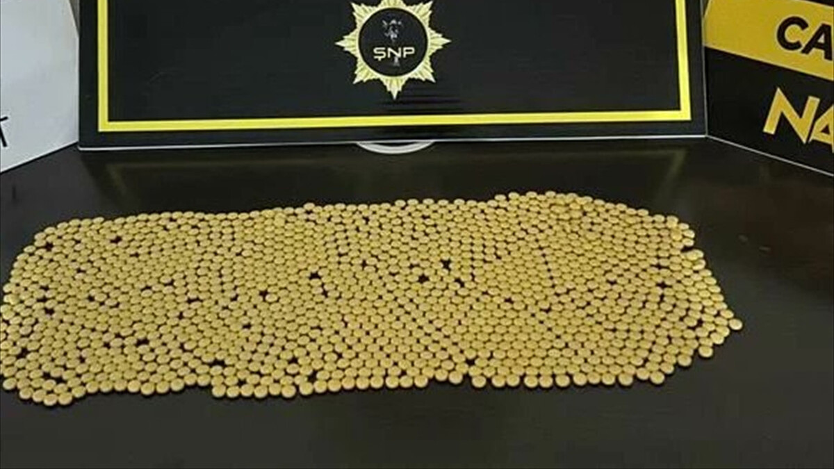 Şanlıurfa’da 9 kilogram uyuşturucu ve 1305 hap ele geçirildi
