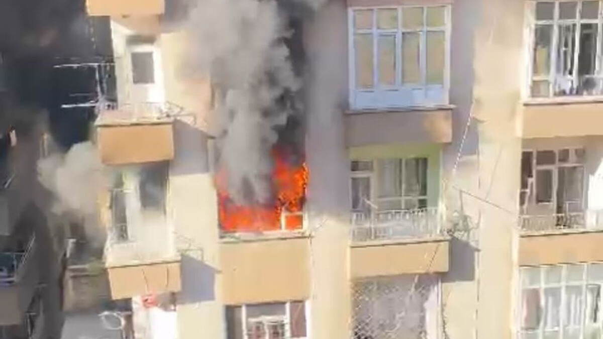 Şanlıurfa’da yangın paniği! Eşyalar kullanılamaz hale geldi