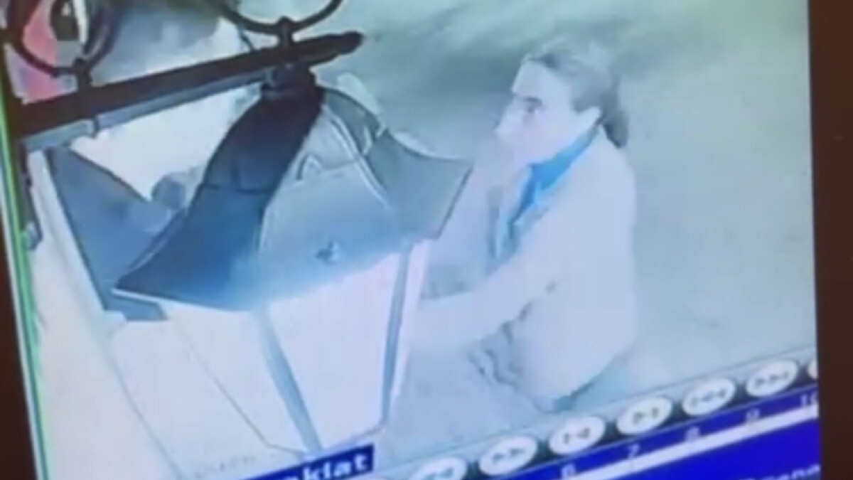 Sezen Aksu’nun yalısına girmeye çalıştı: O anlar kamerada