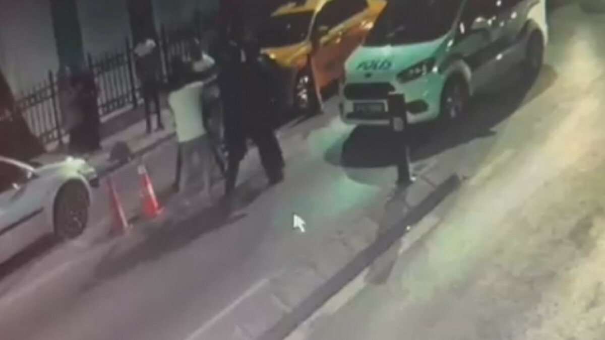 Sultangazi’de şoförlerin park yeri kavgasını polis ayırdı