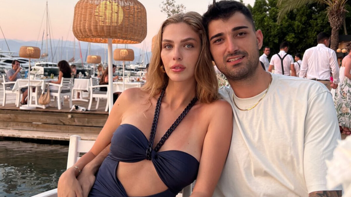 Tatlıses gelini Yasemin Şefkatli şezlonga sere serpe uzandı! “İkizler hani”