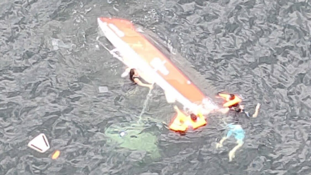 Tekirdağ’da 4 kişi alabora olan tekneden son anda kurtarıldı