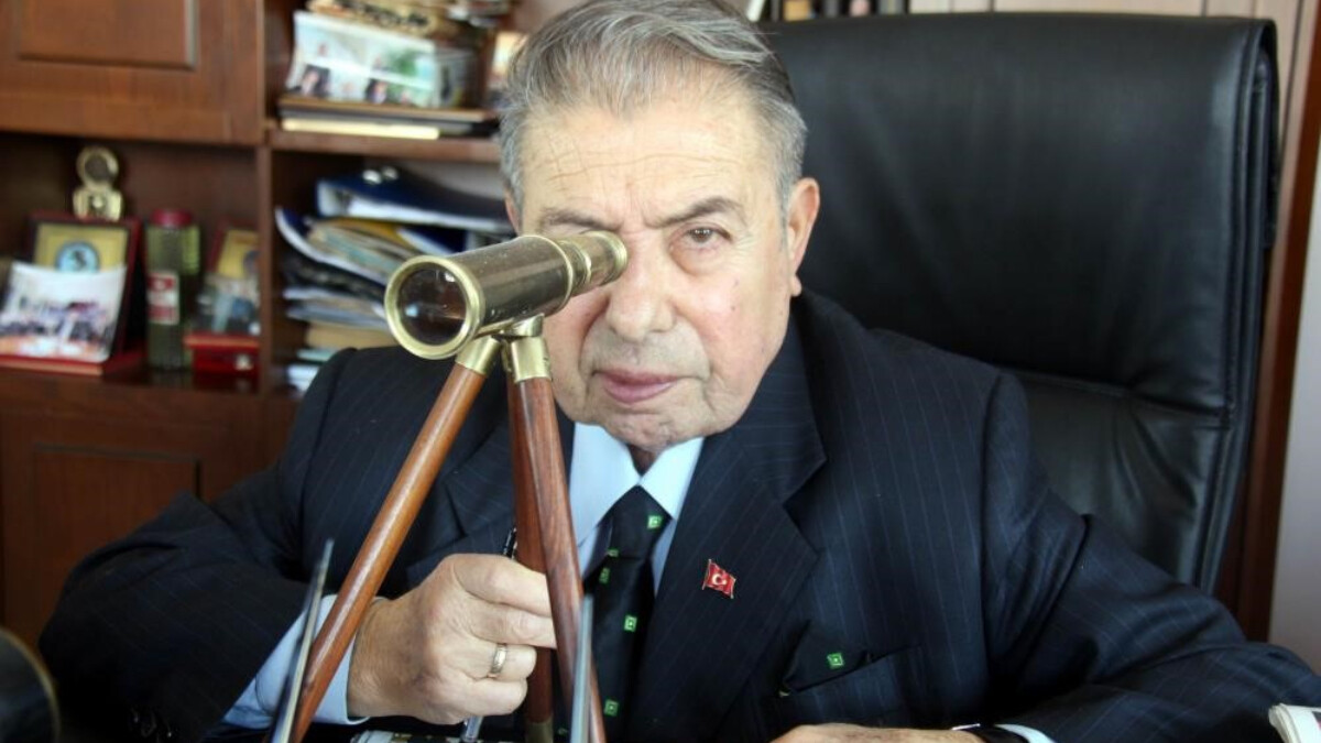 Titanik’in çanını sergileyen ünlü denizci Tuncer Üçüncüoğlu’na veda