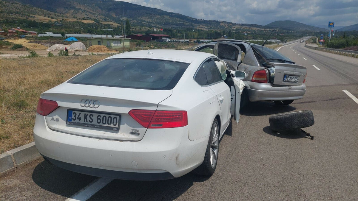 Tokat’ta araçlar birbirine girdi: 1 ölü 6 yaralı