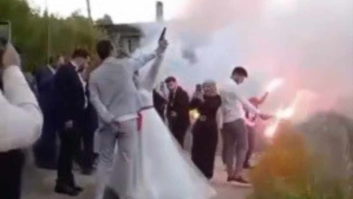 Trabzon’da gelin eline silahı aldı havaya ateş etti