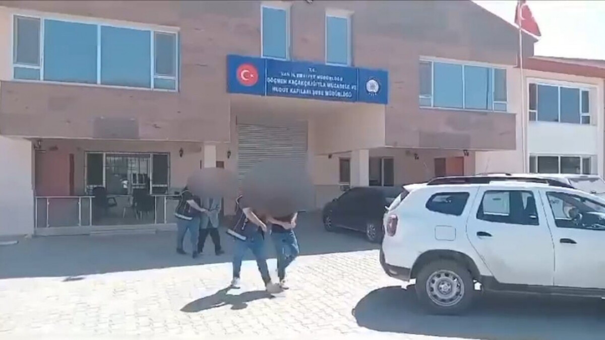 Van’da göçmen kaçakçılığı operasyonu: 2 tutuklu