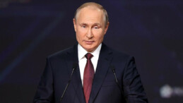 Vladimir Putin: Afrika ülkelerine bedelsiz tonlarca tahıl sevk edeceğiz