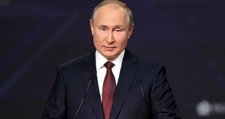 Vladimir Putin: Afrika ülkelerine bedelsiz tonlarca tahıl sevk edeceğiz