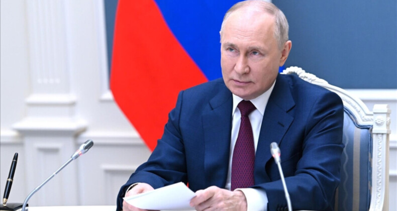 Vladimir Putin: Rus ekonomisi hızlı büyüyecek