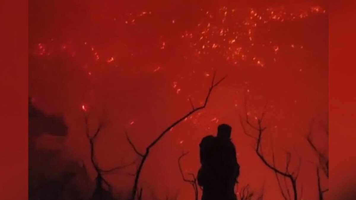 Yunanistan yanıyor: 6 ülkeden yardım istendi