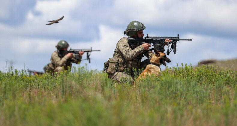 4 PKK’lı terörist daha ikna yoluyla teslim oldu