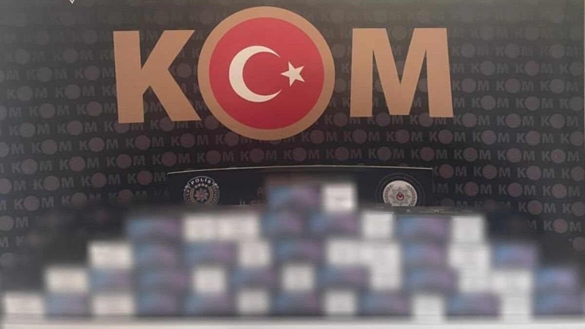 Antalya’da depo baskını! 8 bin 810 litre sahte alkol yakalandı