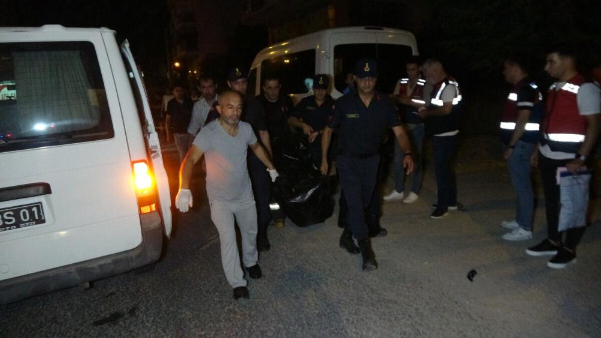 Antalya’da yaya geçidinden geçen kadına çarpan araç hayattan kopardı