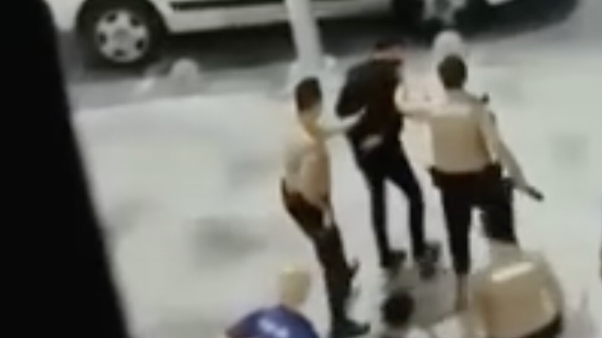 Arnavutköy’de 15 yaşındaki gencin üzerinden pompalı tüfek çıktı