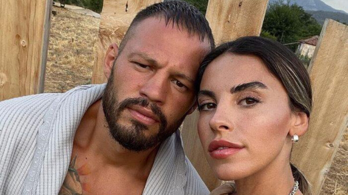 Avatar Atakan’ın eşi Serap Korkmaz’dan cesur tekne pozları! “Gerçek misin yenge”