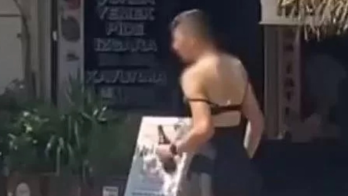 Aydın’da kadın iç çamaşırı giyerek çevrede dolaştı: Tepki topladı