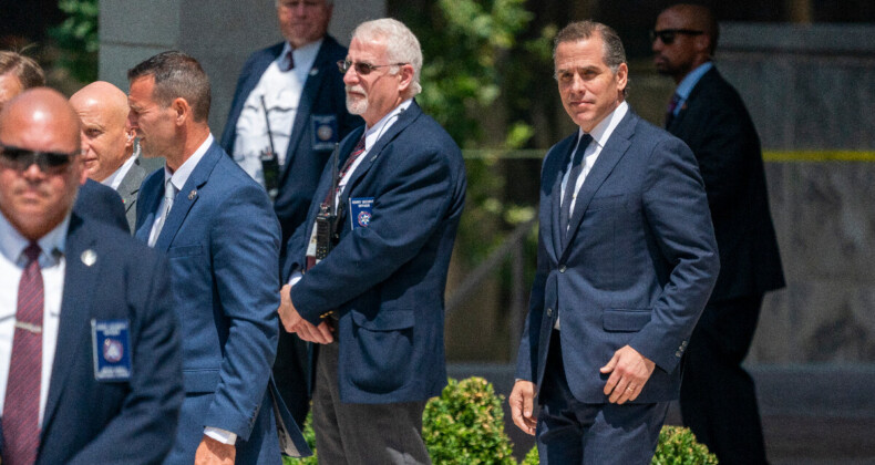 Biden’ın oğlu Hunter Biden’ın, oligarklardan aldığı ödemelerin belgeleri ortaya çıktı