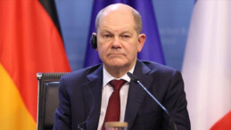 Bild’den tatildeki Olaf Scholz’a mektup: Ekonomimiz çöküyor