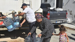 Bodrum Belediye Başkanı Ahmet Aras: Tankerlerle ücretsiz su veriyoruz