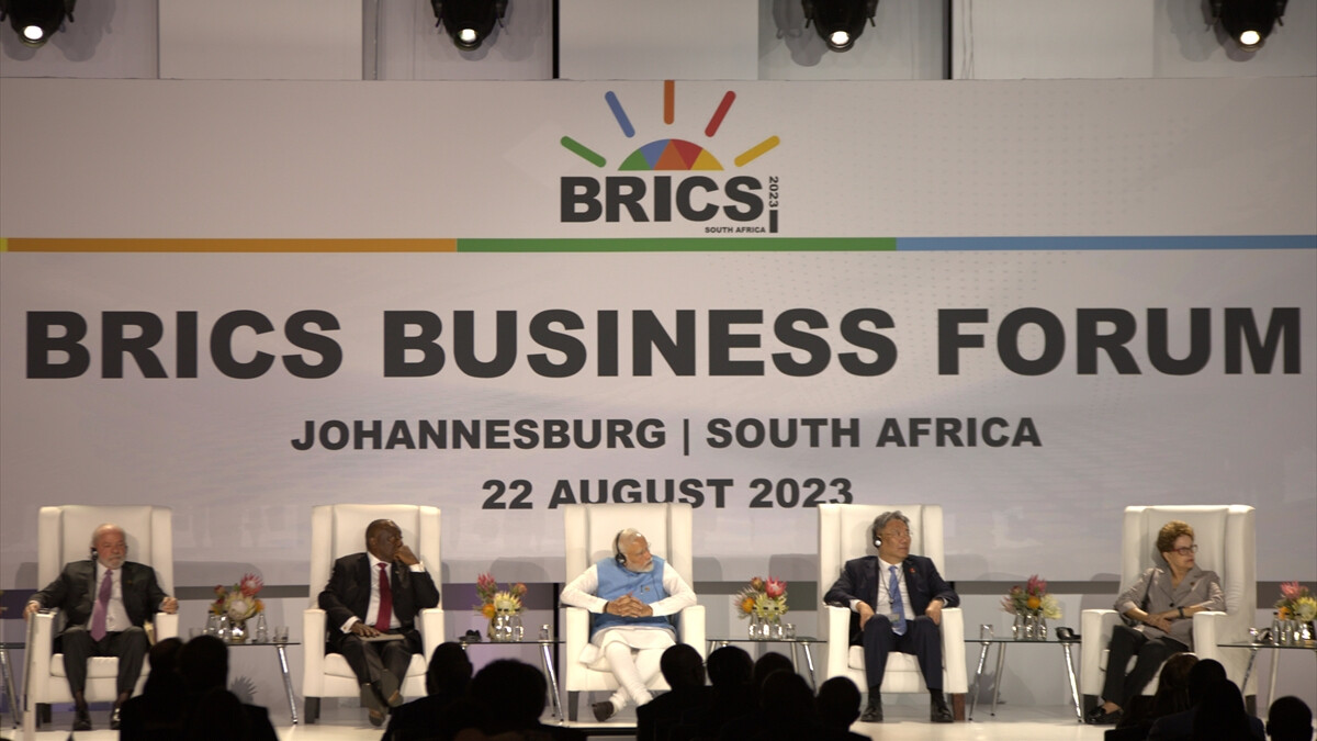 BRICS’ten altı ülkeye davet: Aralarında Suudi Arabistan ve  İran da var