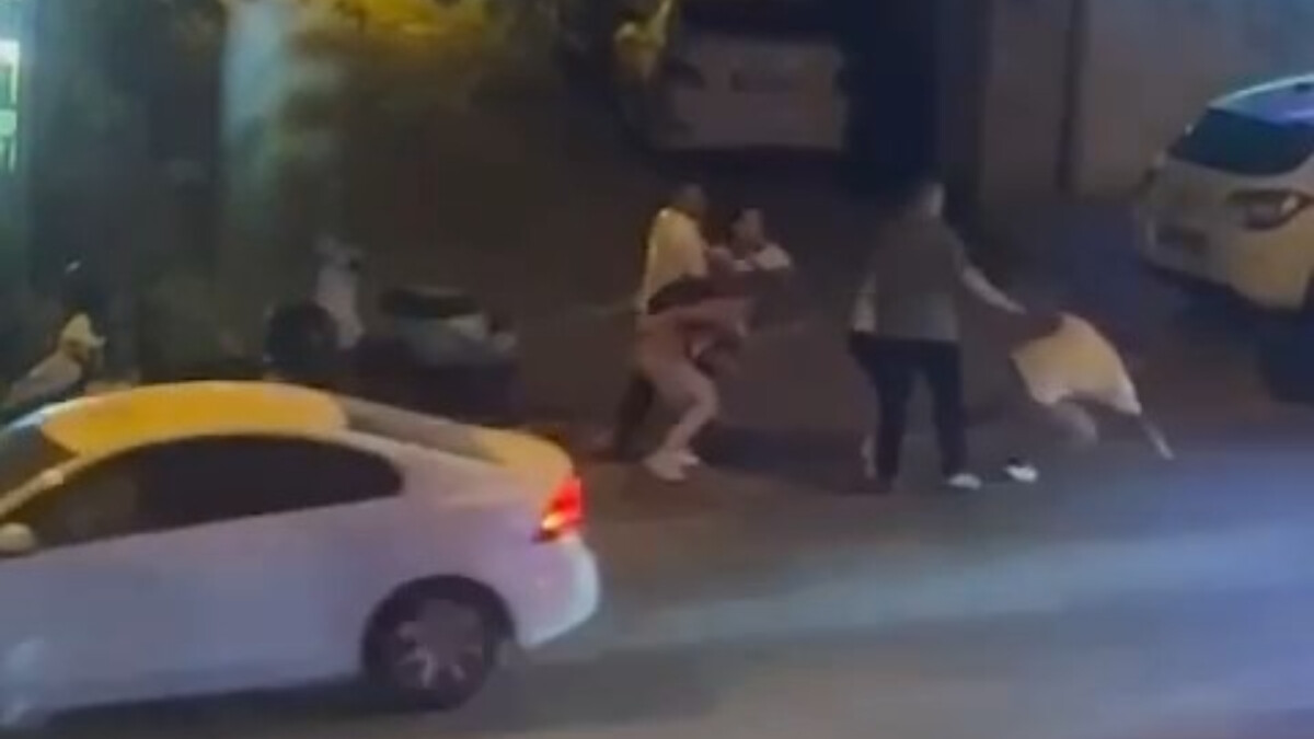 Bursa’da iki grup arasındaki kavgada yumruklar konuştu