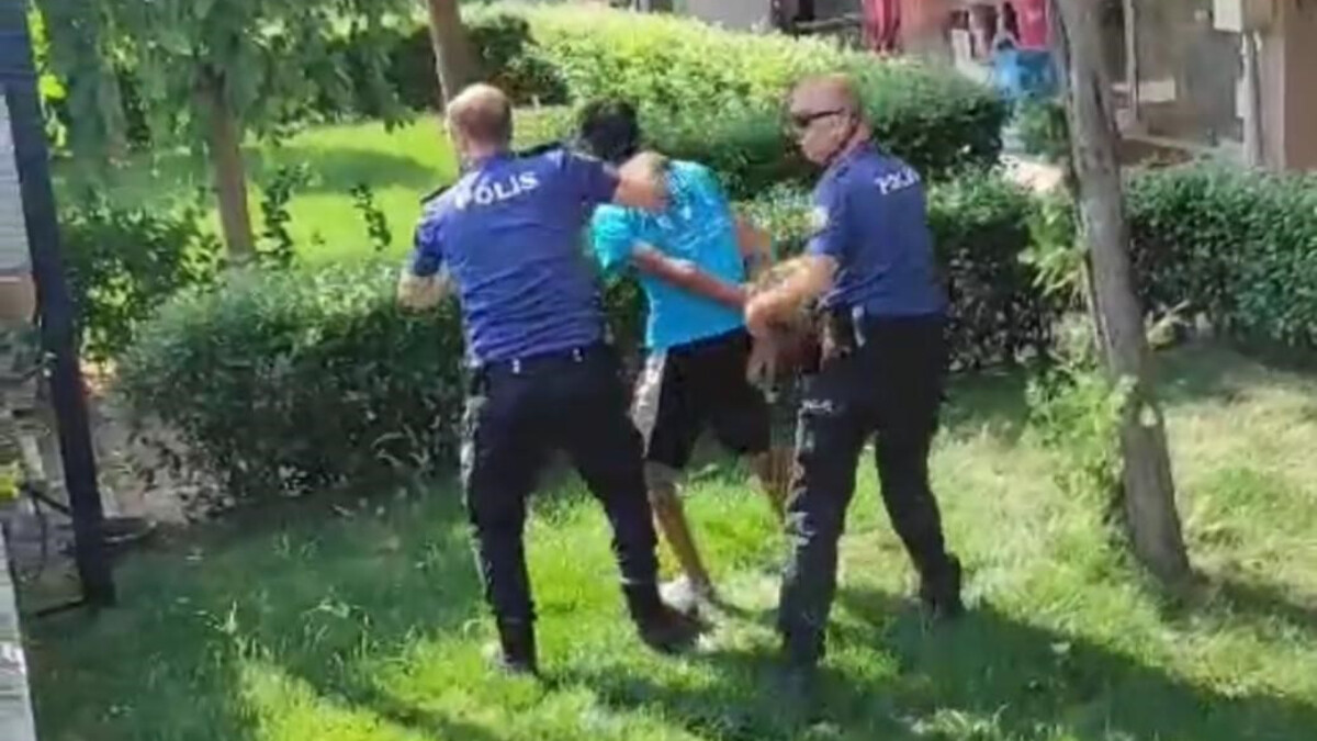 Bursa’da madde bağımlısı genç evini ateşe verdi