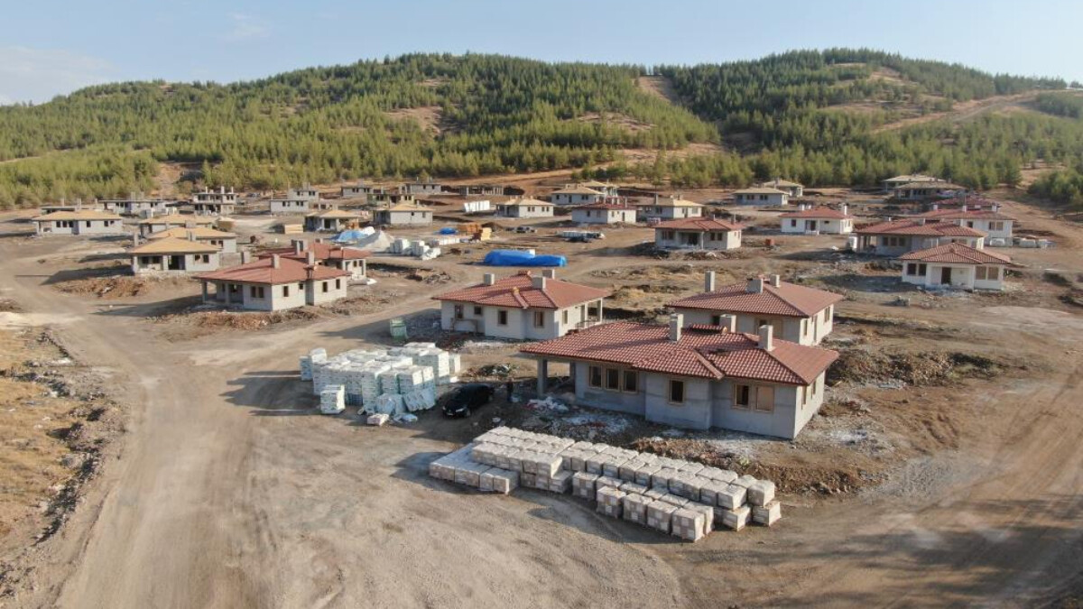 Deprem Nurdağı’nı da vurdu! Köy evlerinin yüzde 80’inde çalışmalar sona erdi