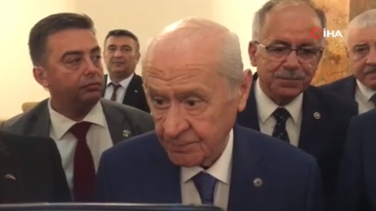 Devlet Bahçeli, CHP’nin olağanüstü toplantı çağrısına katıldı