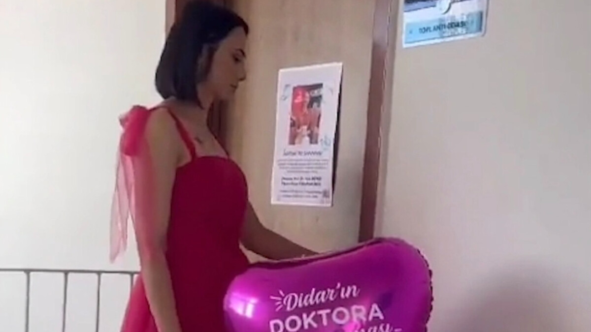 Doktora öğrencisi kadın tez savunması için şaşırtan bir konsepte imza attı