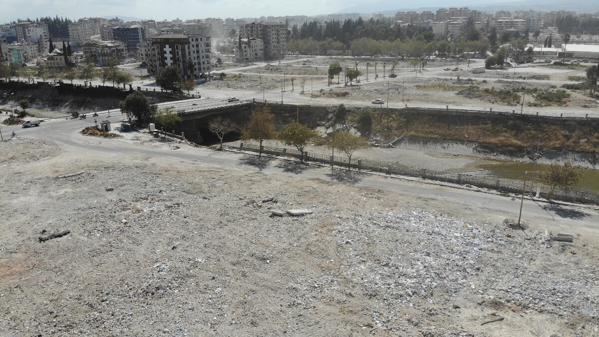 Hatay’da depremin ardından kent boş arsaya döndü